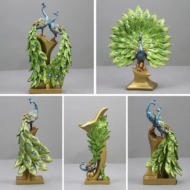 Elegance Peacock Statue for Home Decoration